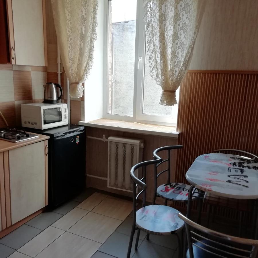 2К. Центр Возле Гуливера.Бассейная 10 Appartement Kiev Buitenkant foto