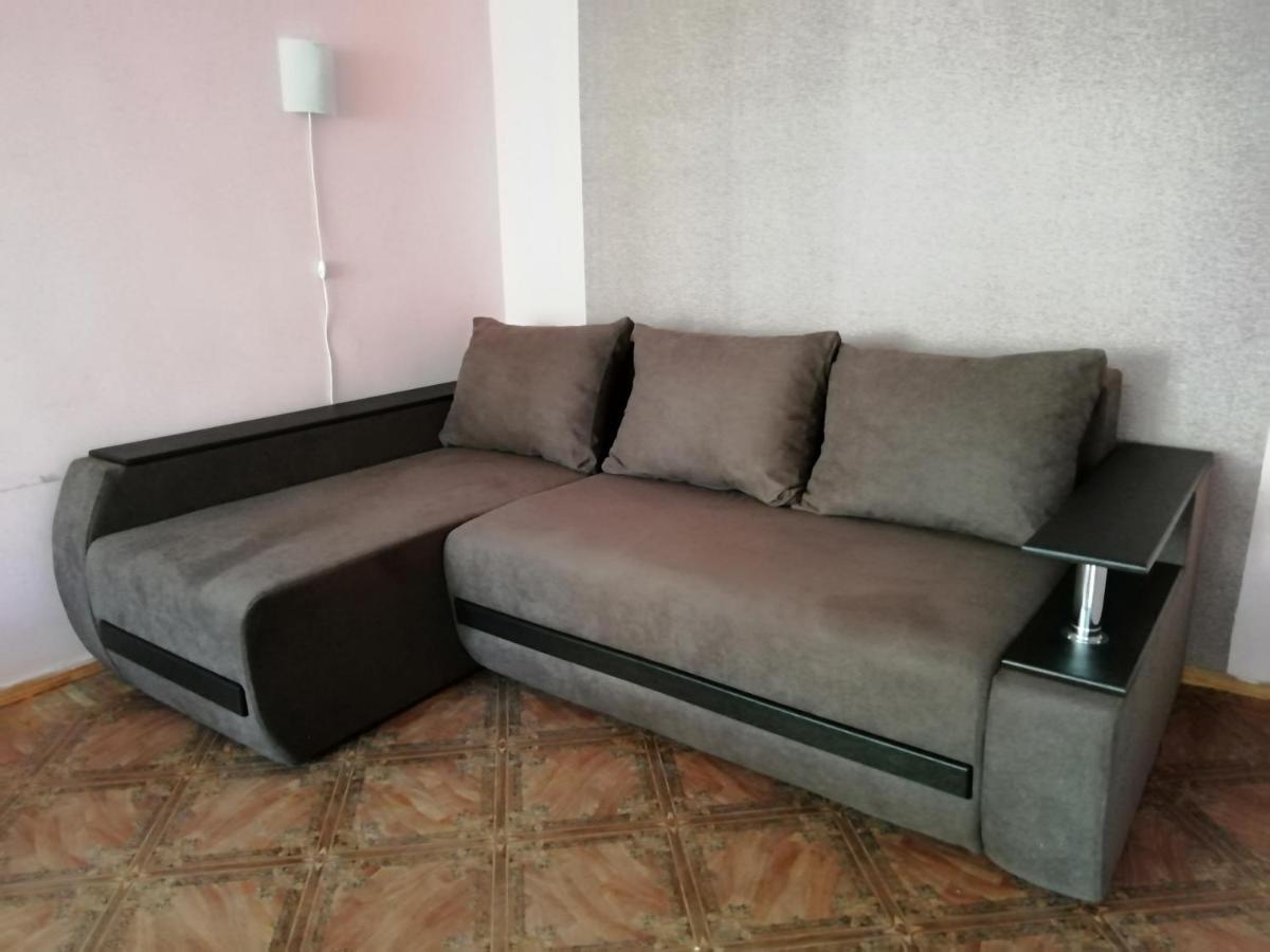 2К. Центр Возле Гуливера.Бассейная 10 Appartement Kiev Buitenkant foto